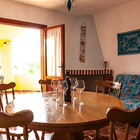 Apartament A 200 Mt Con 5 2 Bagni E 10 Posti Letto Porto Ottiolu